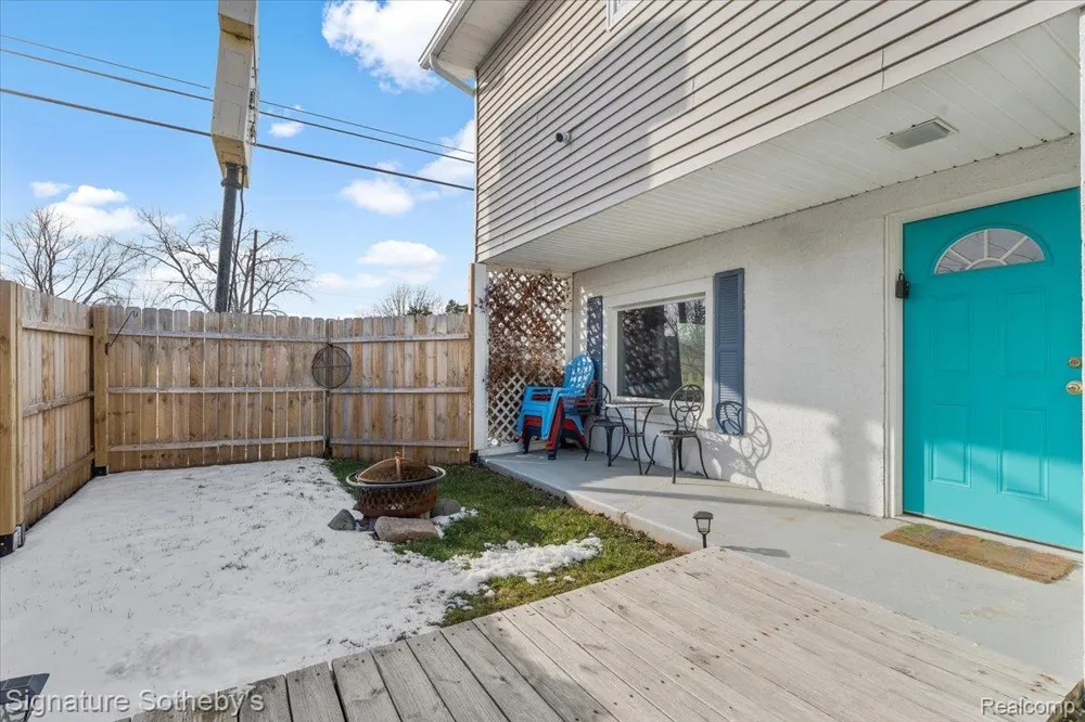 6997 Lakeshore Road Worth Township, MI 48450