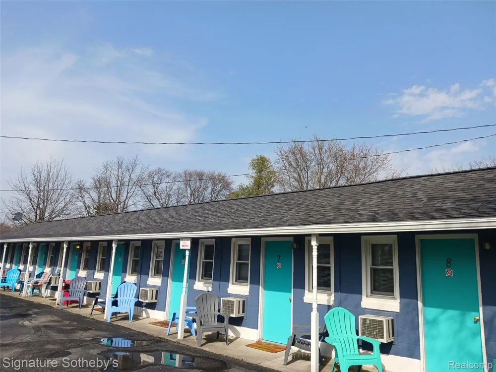 6997 Lakeshore Road Worth Township, MI 48450