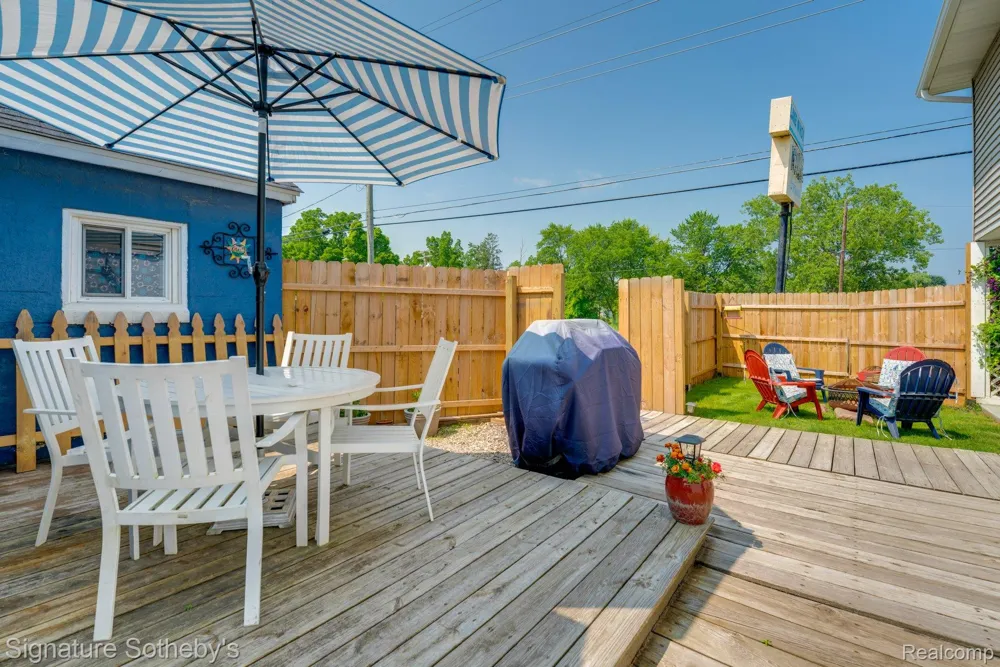 6997 Lakeshore Road Worth Township, MI 48450