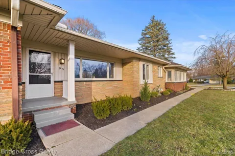 95 HILLSDALE ROAD
