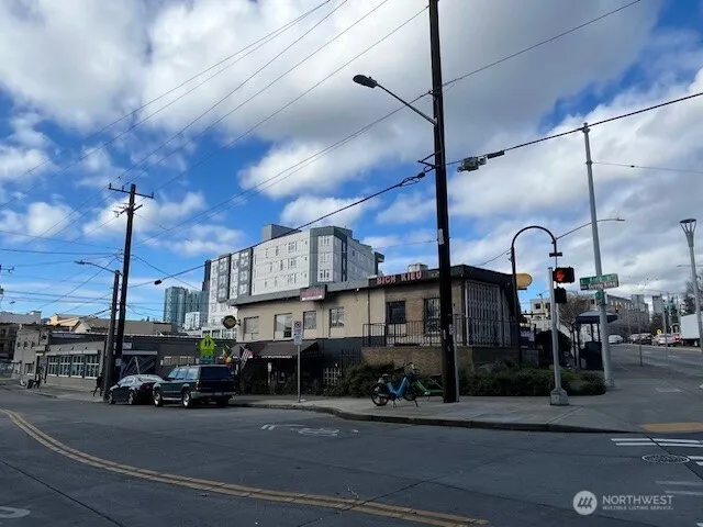 421 Rainier Avenue S Seattle, WA 98144