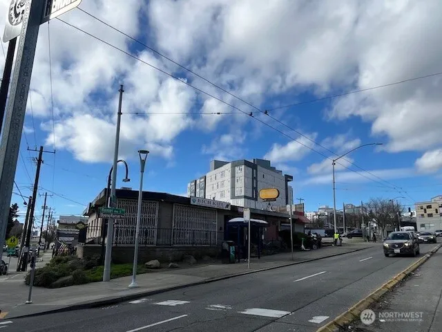 421 Rainier Avenue S Seattle, WA 98144