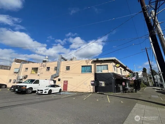 421 Rainier Avenue S Seattle, WA 98144
