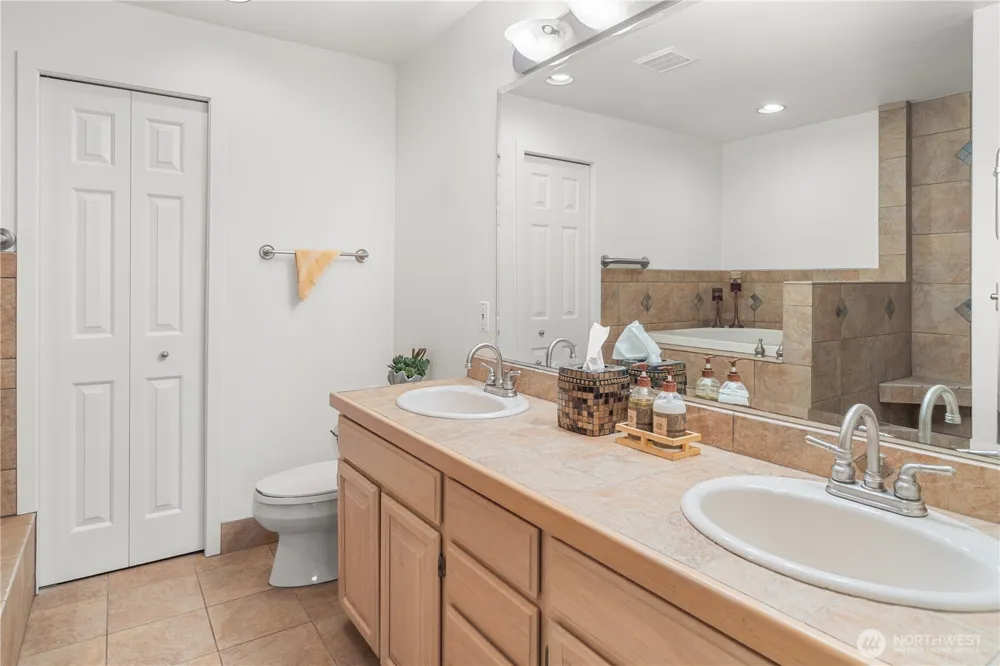 21 S Keel Way #A Port Ludlow, WA 98365