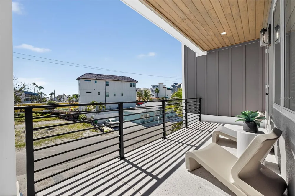100 12TH STREET Bradenton Beach, FL 34217