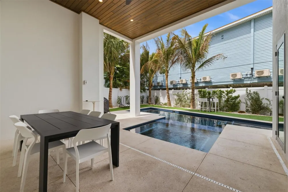 100 12TH STREET Bradenton Beach, FL 34217