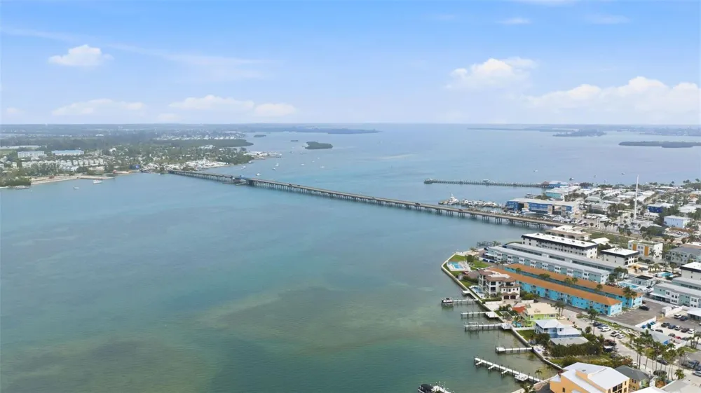 100 12TH STREET Bradenton Beach, FL 34217