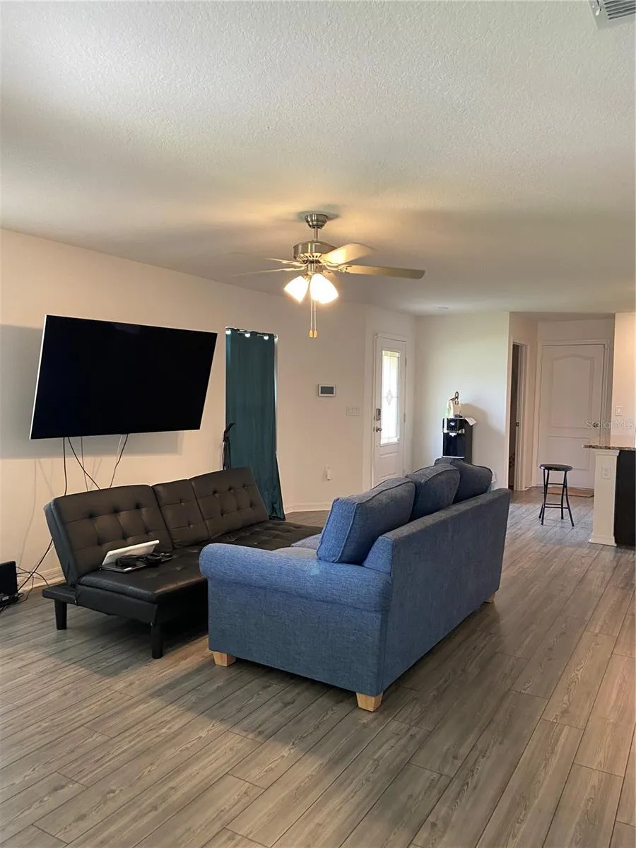 1523 WYNFORD CIRCLE Tavares, FL 32778