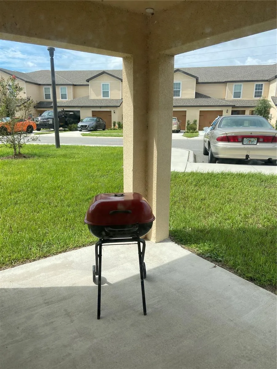 1523 WYNFORD CIRCLE Tavares, FL 32778