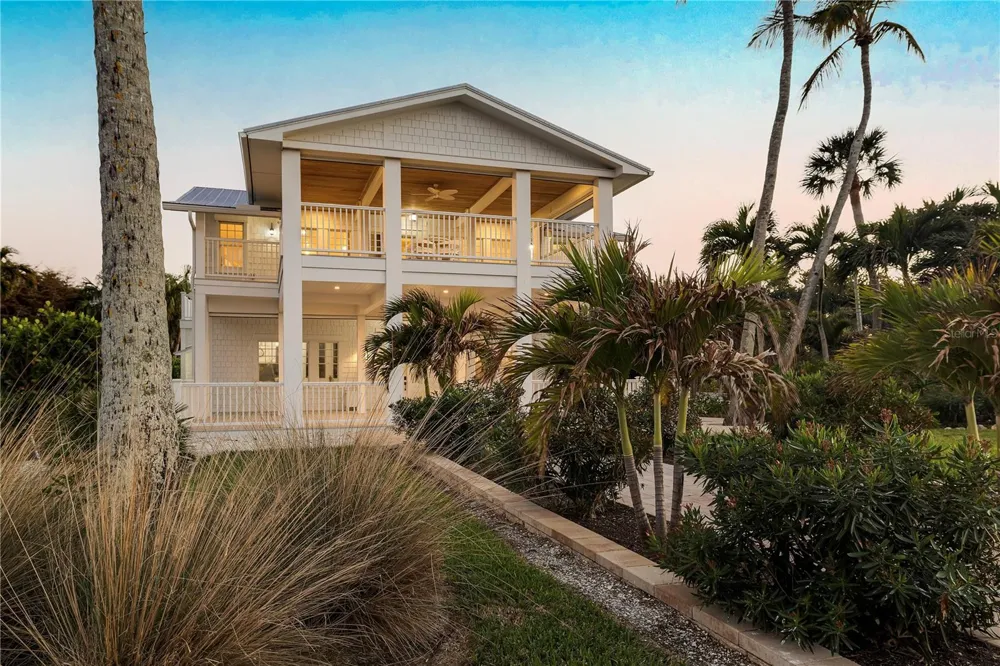 8241 MAIN STREET Bokeelia, FL 33922