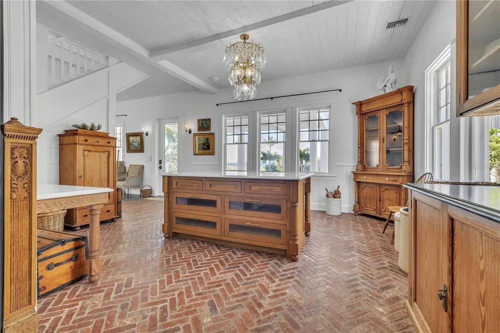 8241 MAIN STREET Bokeelia, FL 33922