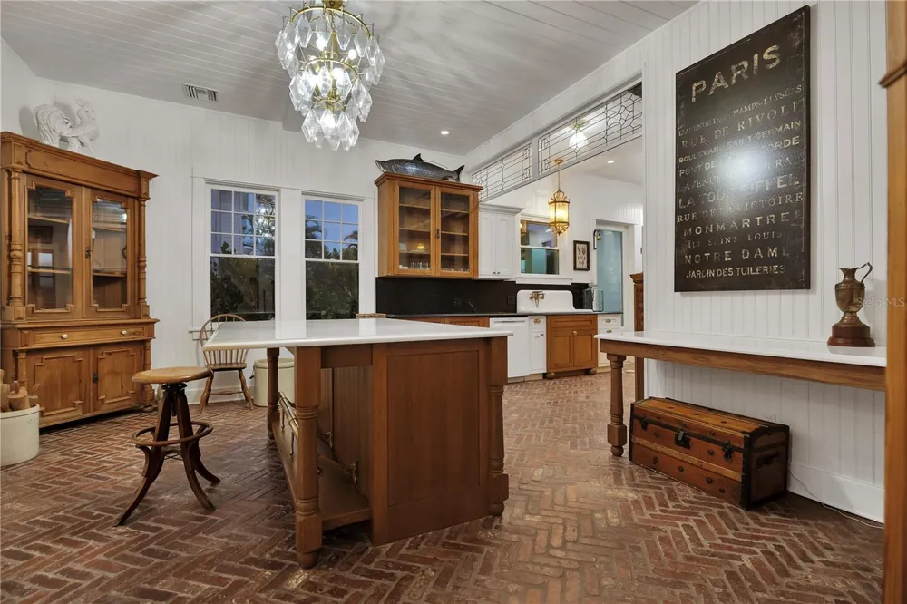 8241 MAIN STREET Bokeelia, FL 33922
