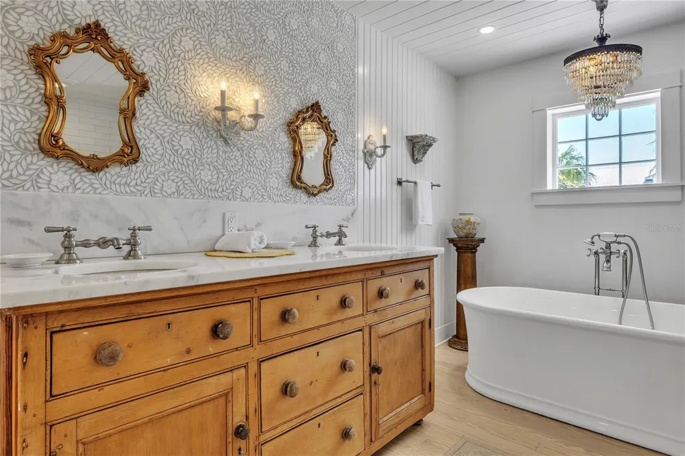 8241 MAIN STREET Bokeelia, FL 33922
