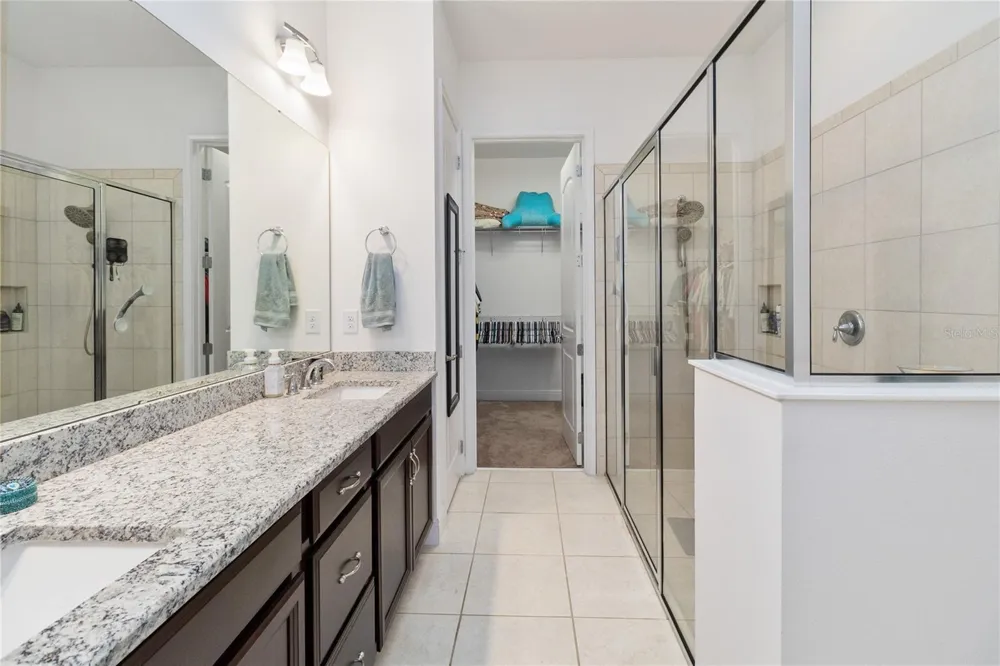 2557 YELLOW BRICK ROAD St Cloud, FL 34772