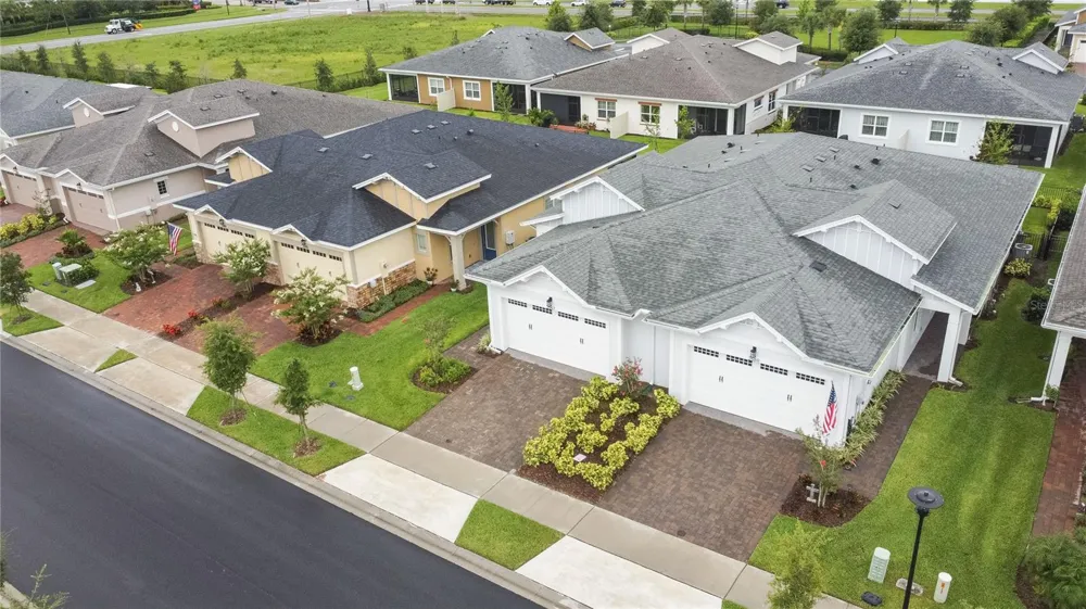 2557 YELLOW BRICK ROAD St Cloud, FL 34772