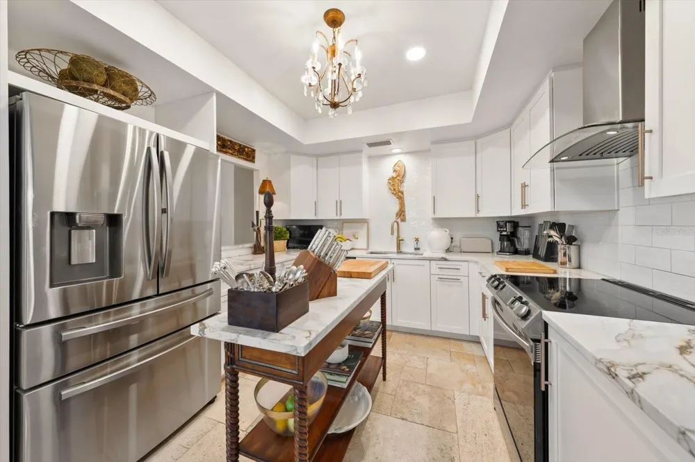 8 BELLEVIEW BOULEVARD #203 Belleair, FL 33756