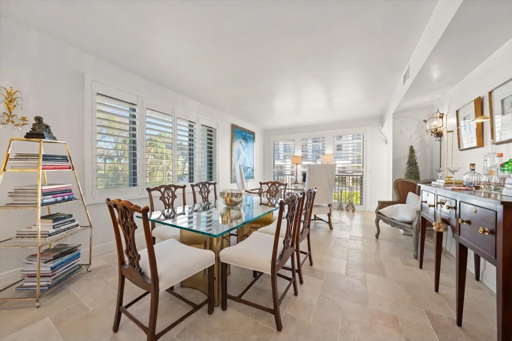 8 BELLEVIEW BOULEVARD #203 Belleair, FL 33756