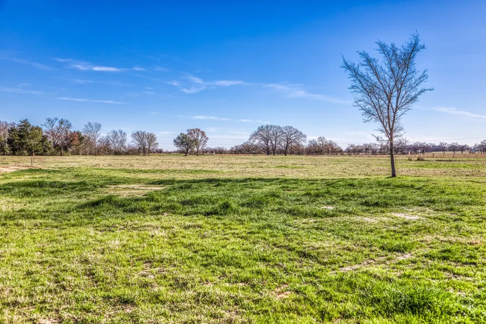 9044 Fm 1428 Midway, TX 75852