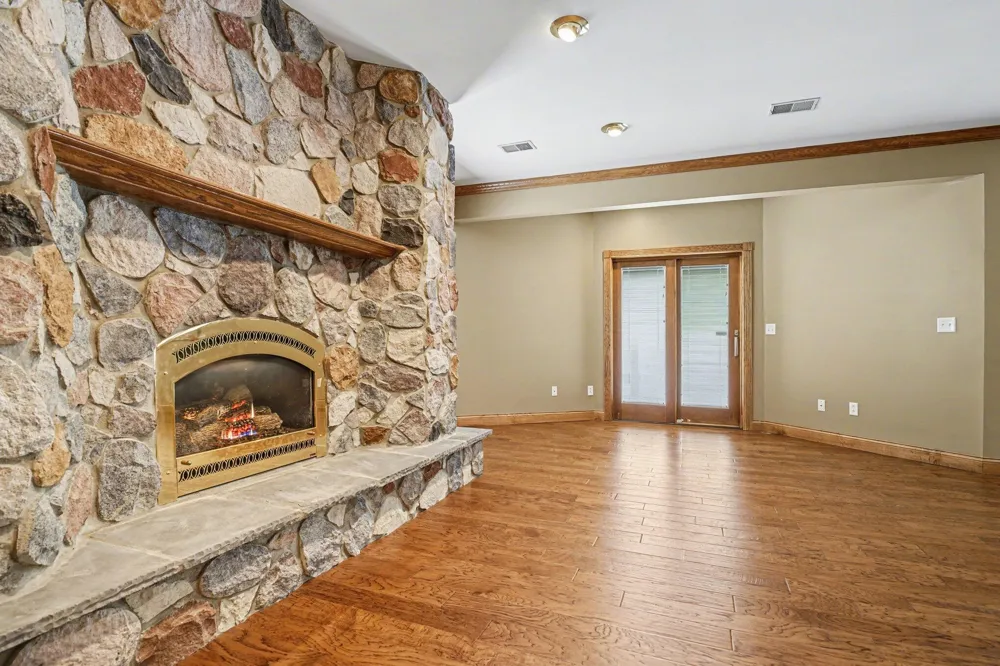 65650 Dailey Road Edwardsburg, MI 49112