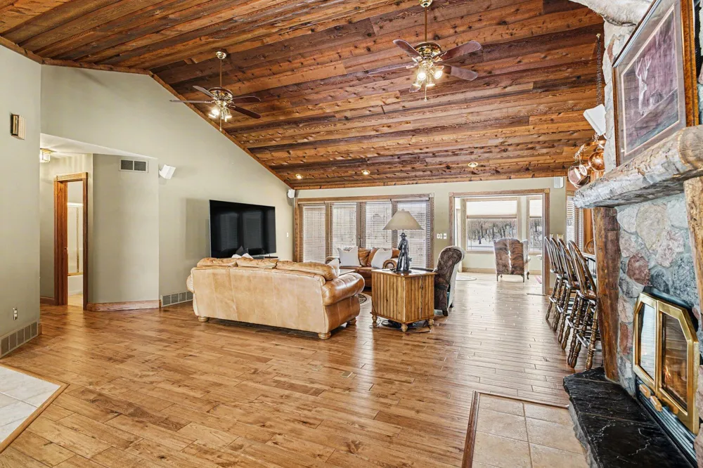 65650 Dailey Road Edwardsburg, MI 49112