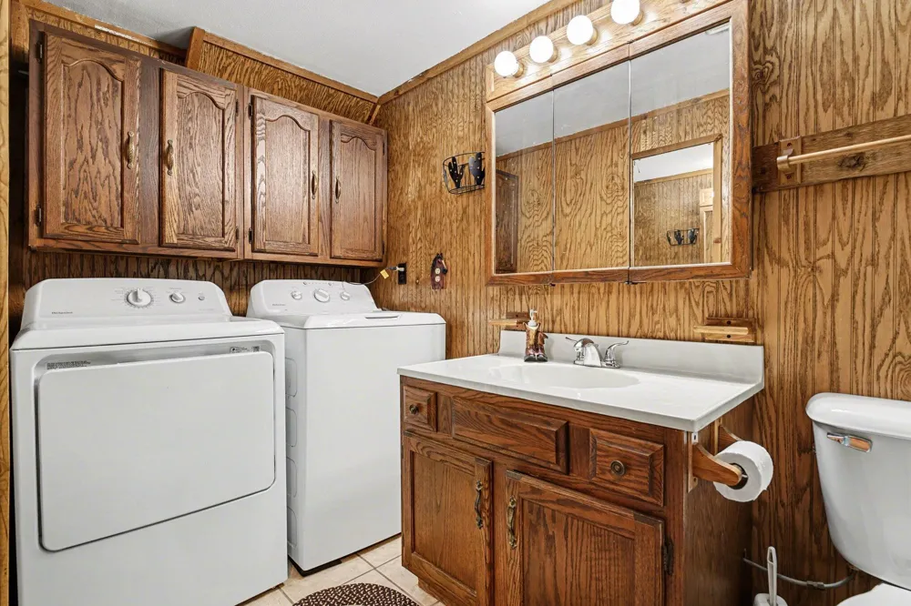 65650 Dailey Road Edwardsburg, MI 49112