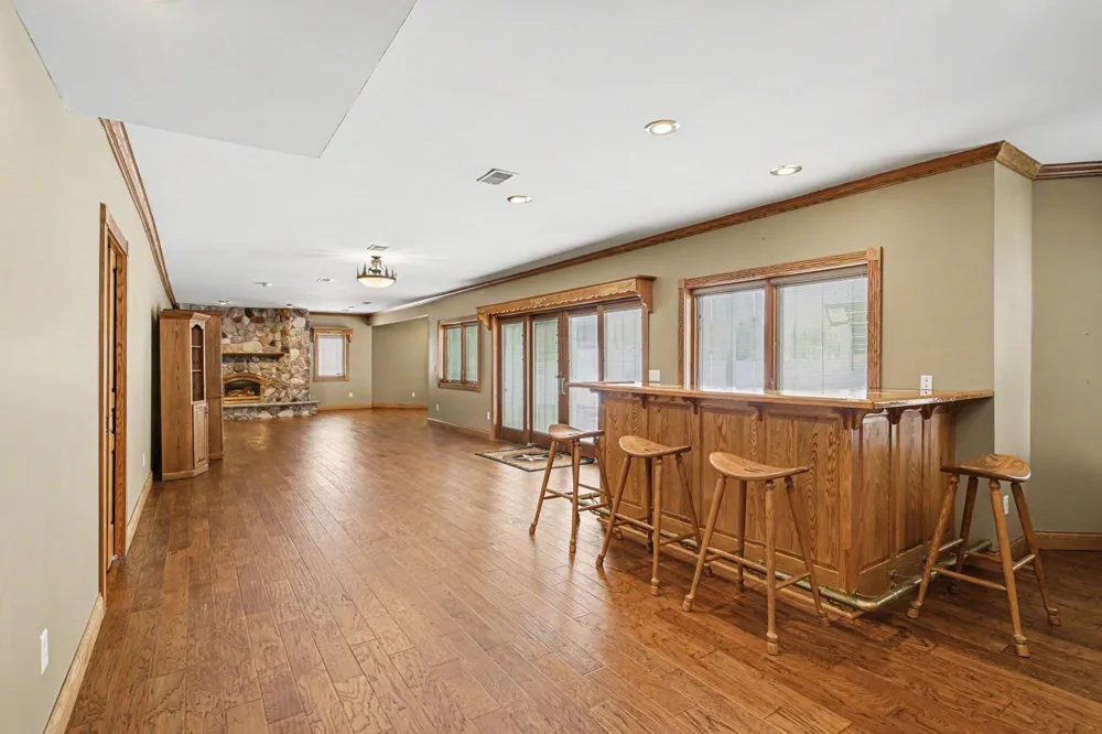 65650 Dailey Road Edwardsburg, MI 49112