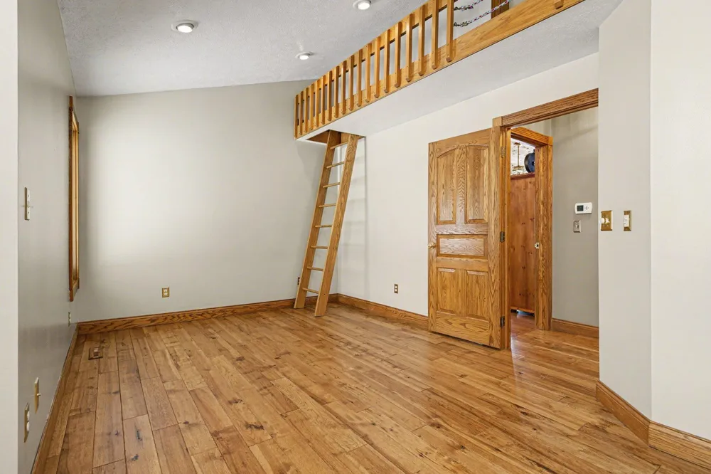 65650 Dailey Road Edwardsburg, MI 49112