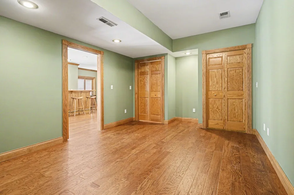 65650 Dailey Road Edwardsburg, MI 49112