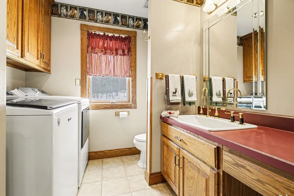 65650 Dailey Road Edwardsburg, MI 49112