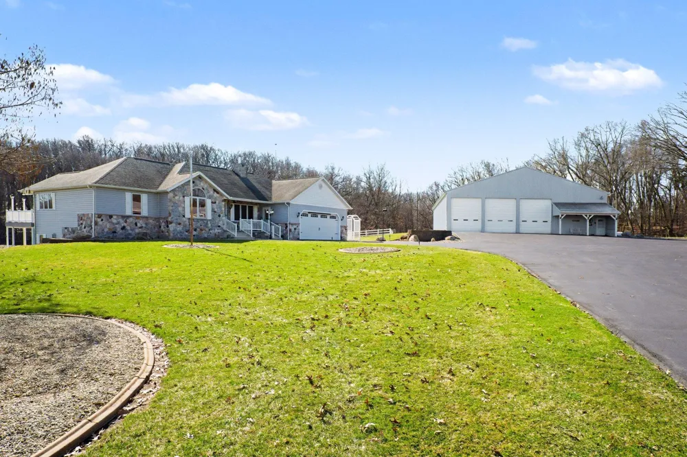 65650 Dailey Road Edwardsburg, MI 49112