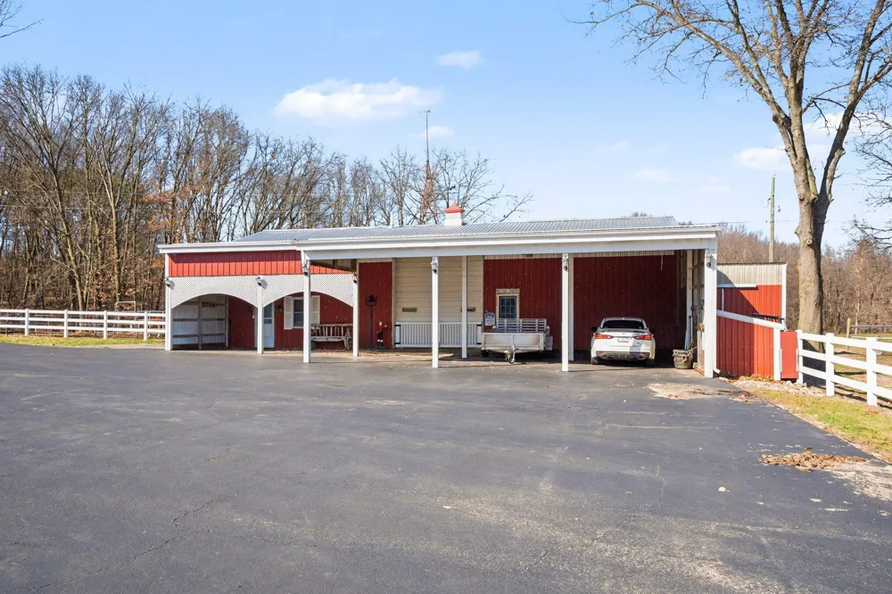 65650 Dailey Road Edwardsburg, MI 49112