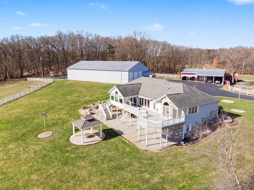 65650 Dailey Road Edwardsburg, MI 49112