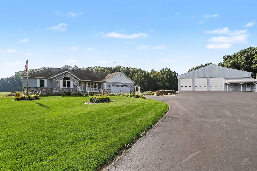 65650 Dailey Road Edwardsburg, MI 49112