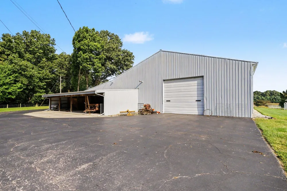 65650 Dailey Road Edwardsburg, MI 49112