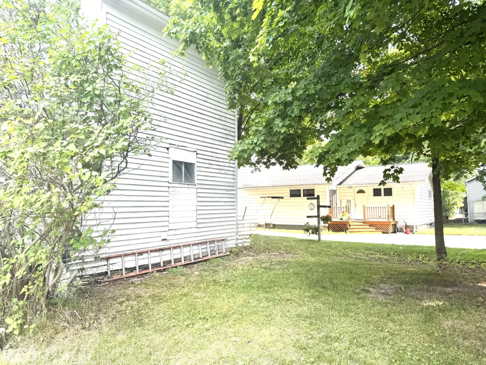 313 W 6th Street Evart, MI 49631