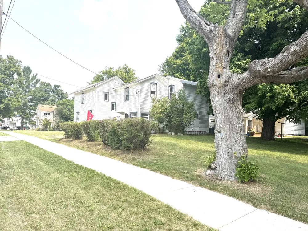313 W 6th Street Evart, MI 49631