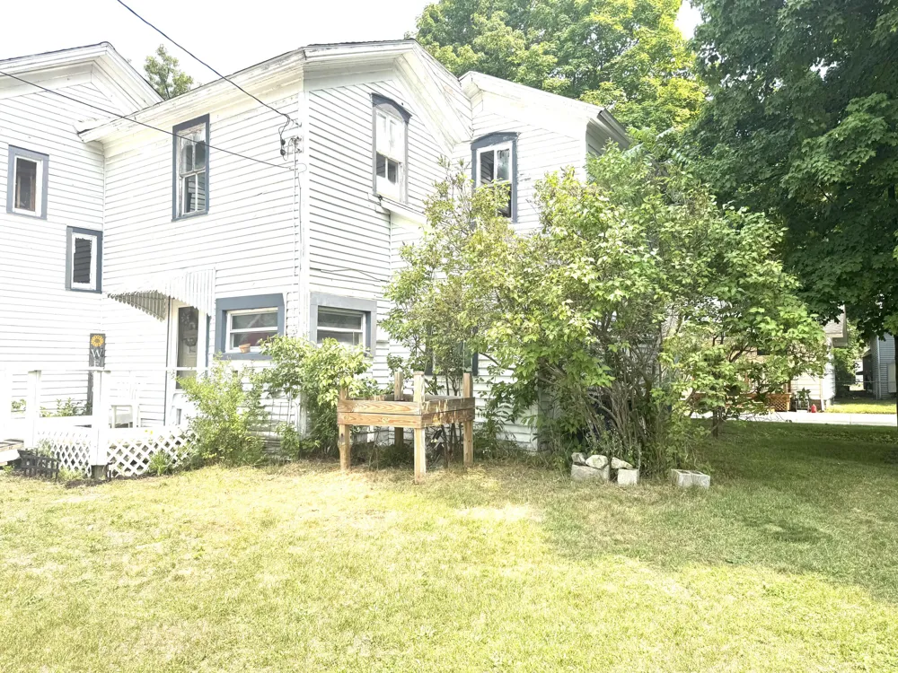 313 W 6th Street Evart, MI 49631
