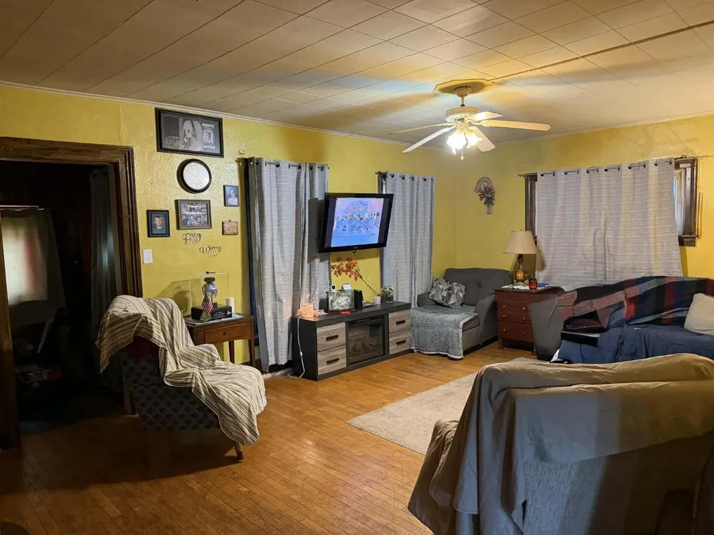313 W 6th Street Evart, MI 49631