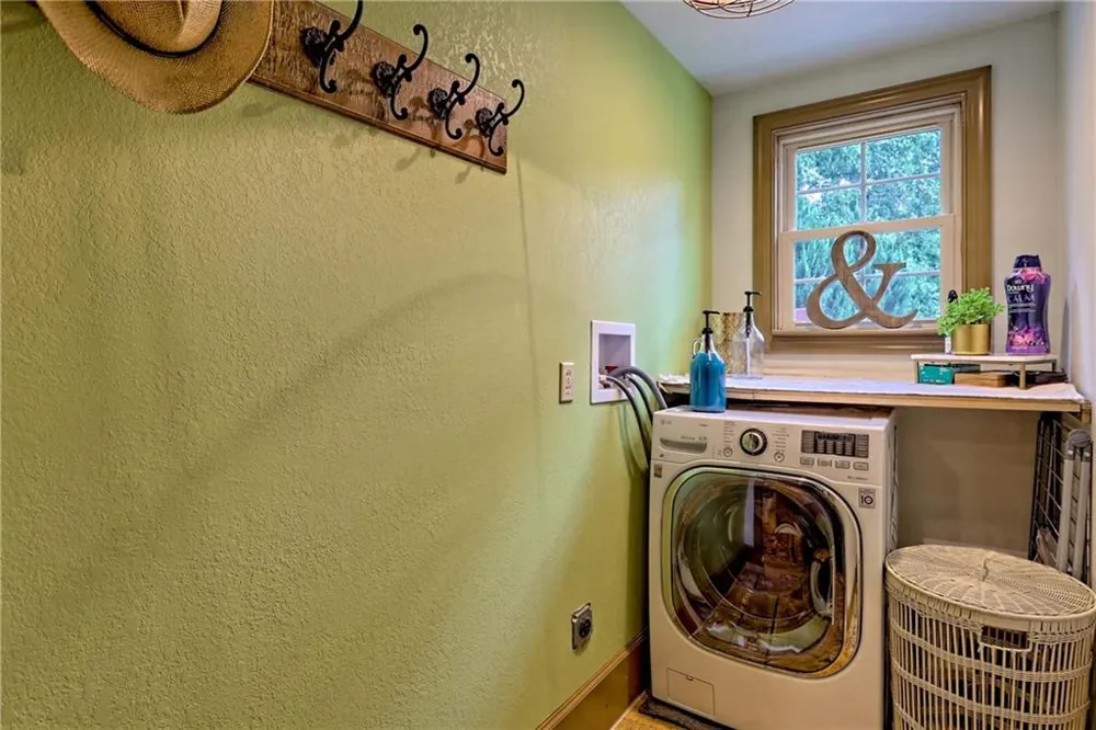 1422 Wolffork Road Rabun Gap, GA 30568