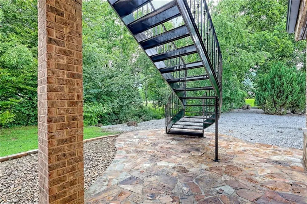 1422 Wolffork Road Rabun Gap, GA 30568