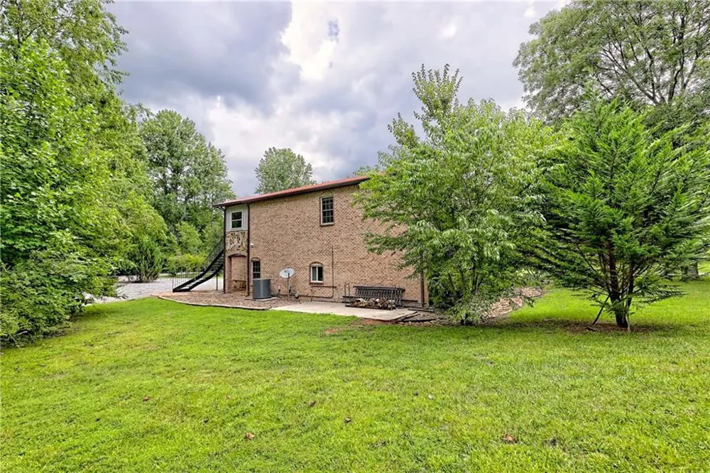 1422 Wolffork Road Rabun Gap, GA 30568