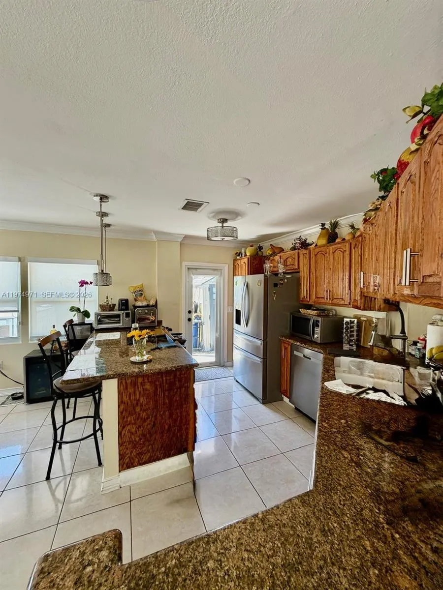 212 Banyan Ln Tavernier, FL 33070