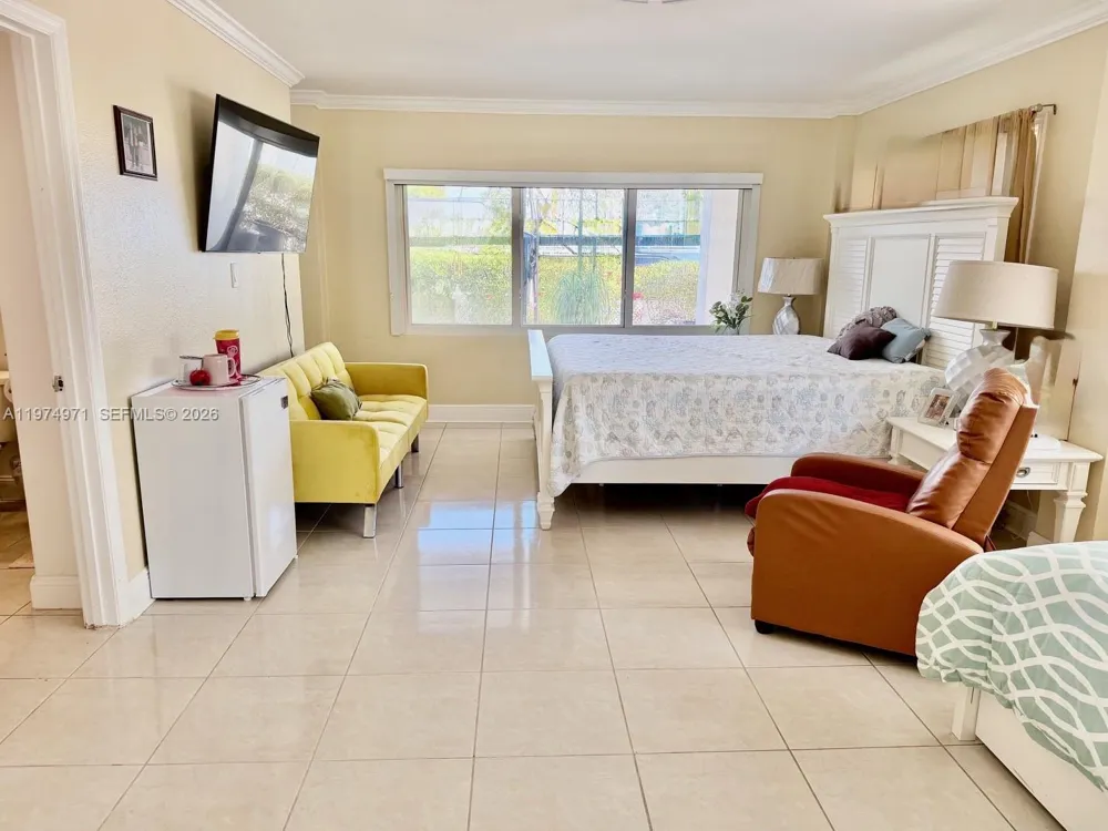 212 Banyan Ln Tavernier, FL 33070
