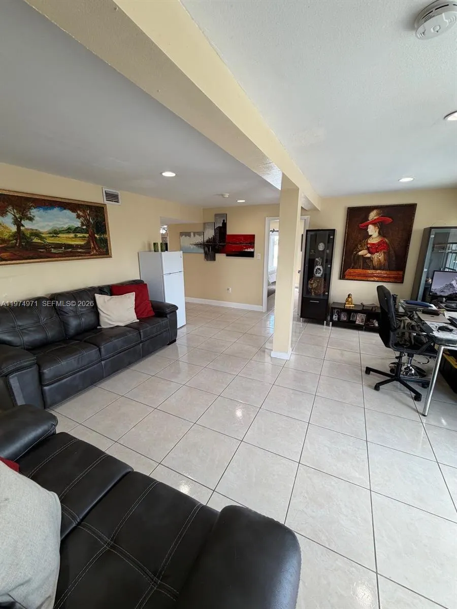 212 Banyan Ln Tavernier, FL 33070