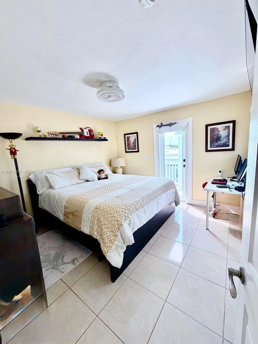 212 Banyan Ln Tavernier, FL 33070