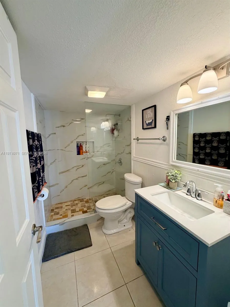 212 Banyan Ln Tavernier, FL 33070