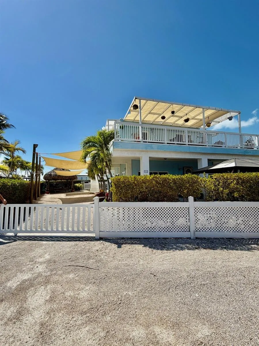 212 Banyan Ln Tavernier, FL 33070