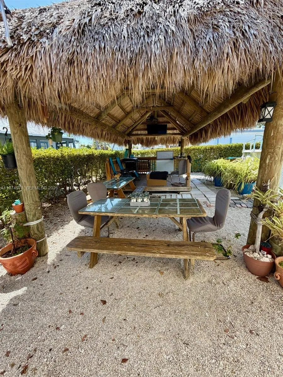 212 Banyan Ln Tavernier, FL 33070