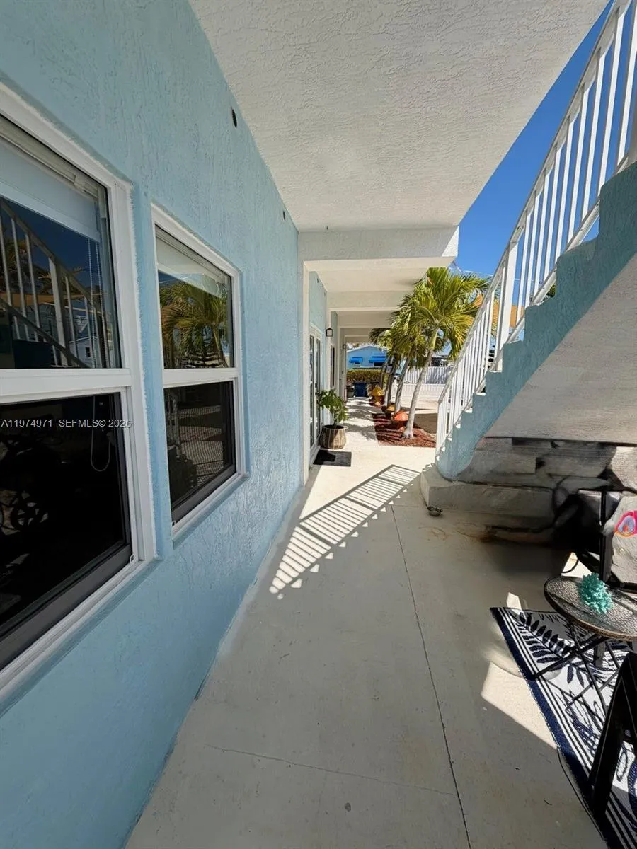 212 Banyan Ln Tavernier, FL 33070
