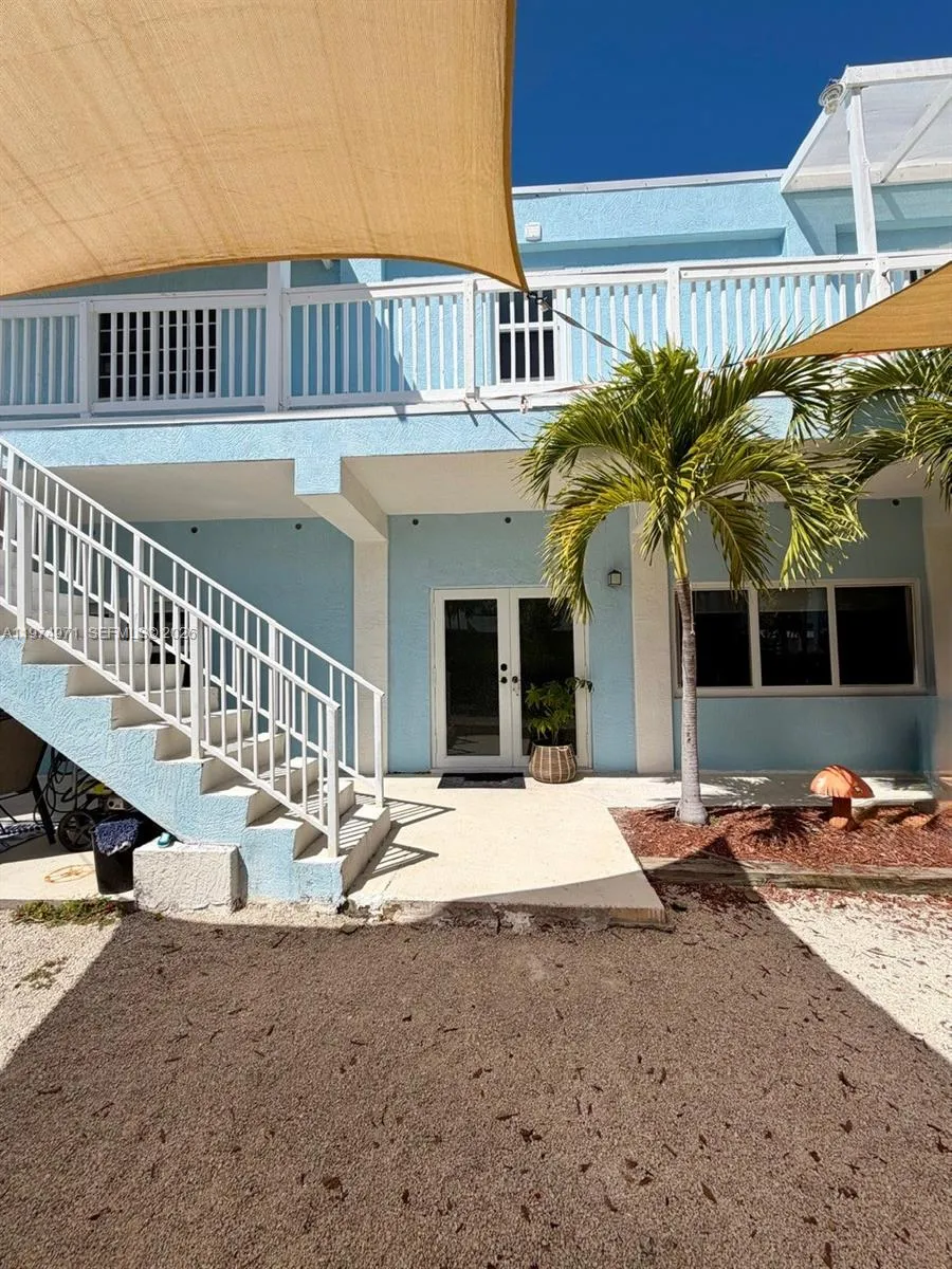 212 Banyan Ln Tavernier, FL 33070